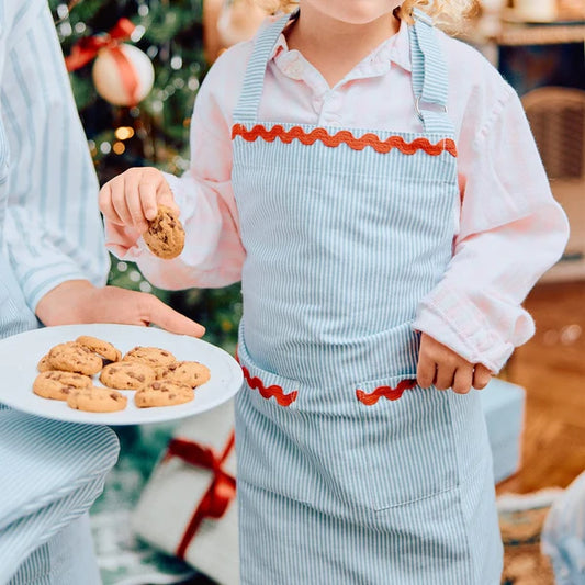 WEEZIE KIDS APRON