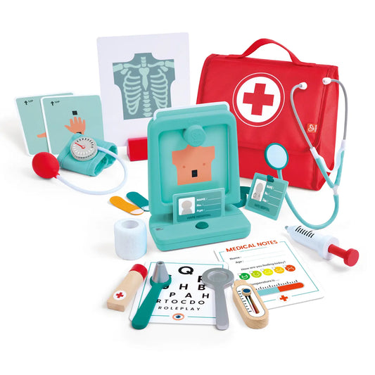 LITTLE DOCTORS MEDICAL SET