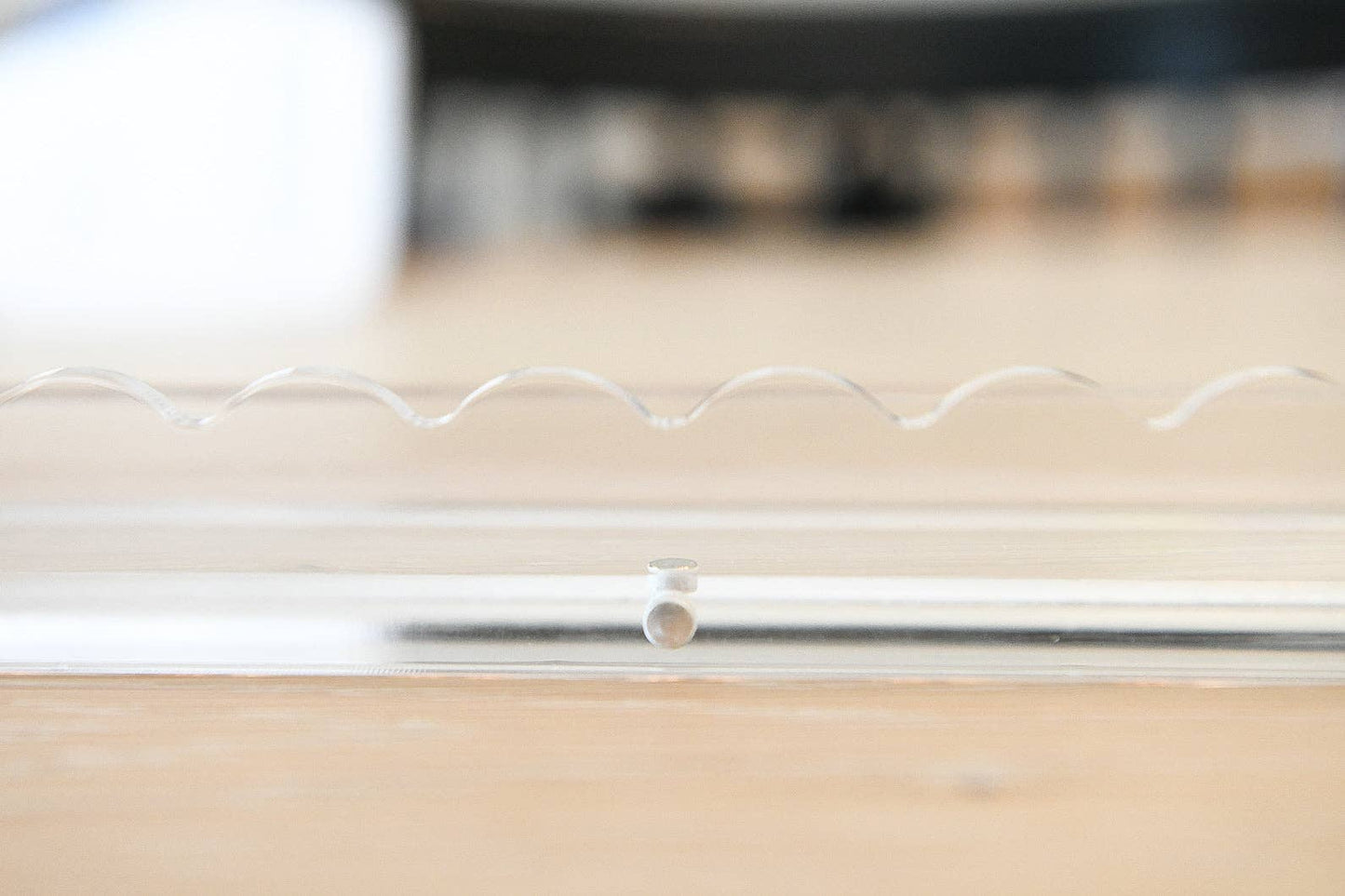 Scallop Mahjong Rack Clear Acrylic
