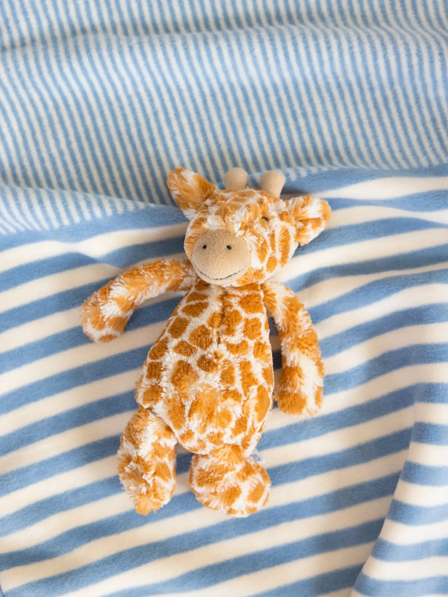 BABY BLUE MINI BLANKET