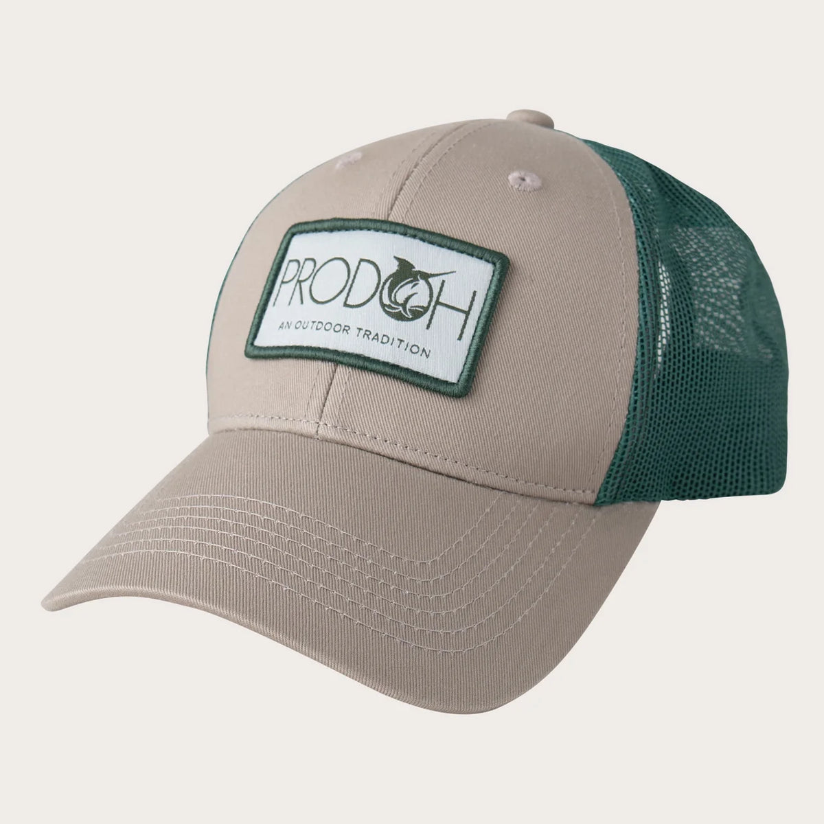 TRUCKER HAT TRENCH COAT