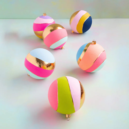 COLOR COUTURE STRIPE BALL ORN 4" ASST