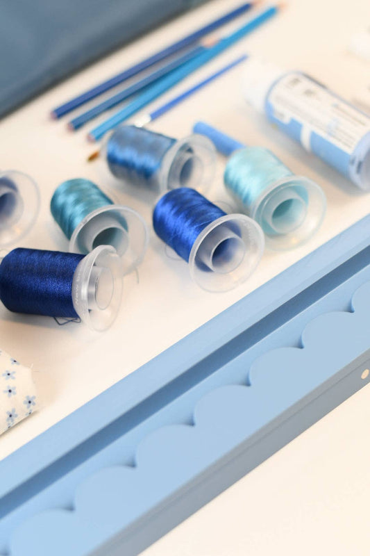 Preppy Blue Scalloped Wooden Mahjong Racks