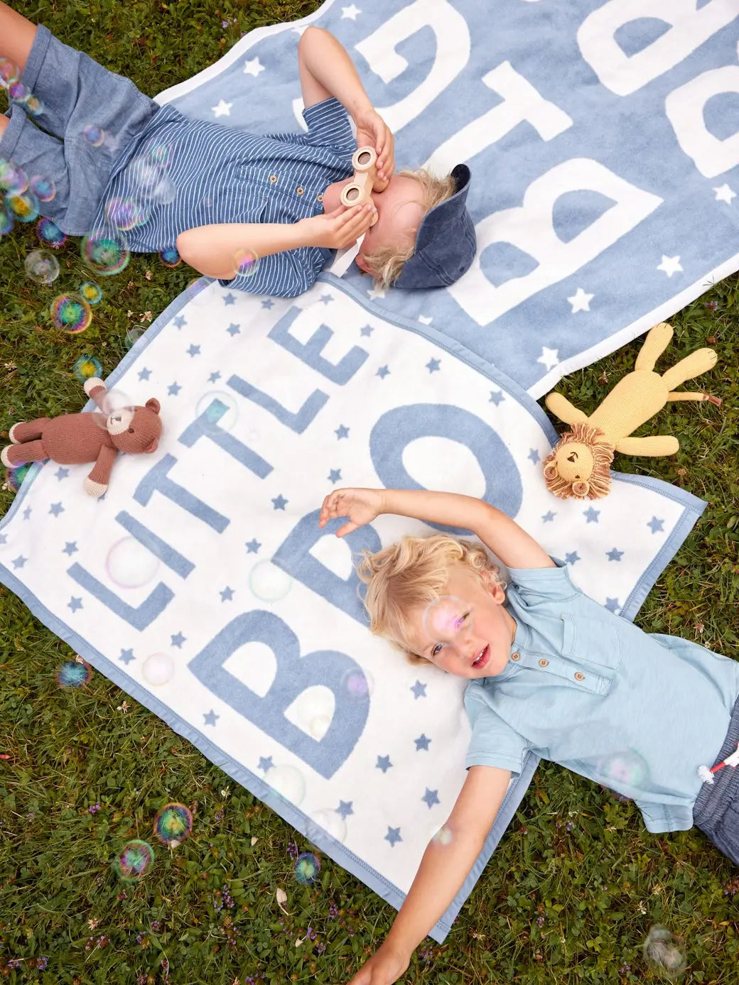 LITTLE BRO MINI BLANKET