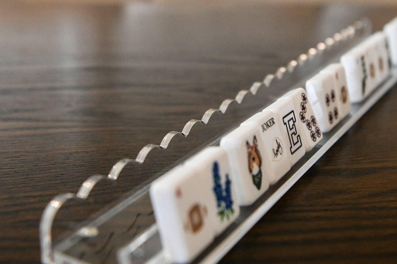 Scallop Mahjong Rack Clear Acrylic